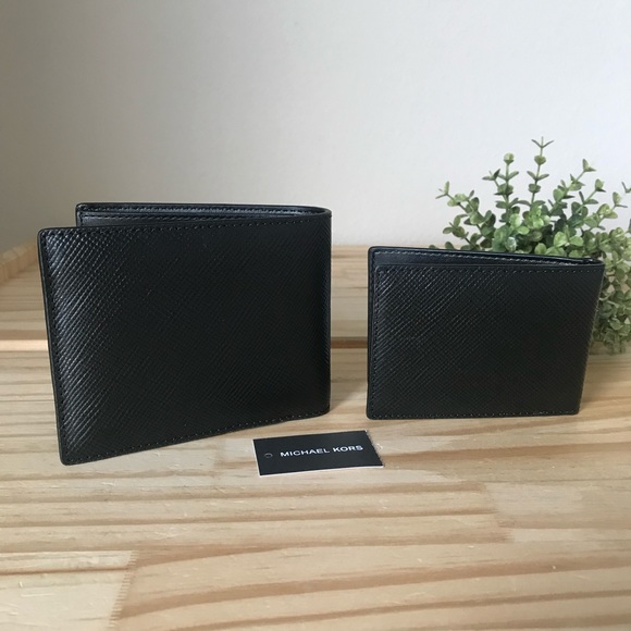 Michael Kors wallet men🎈🎈 - Picture 3 of 7